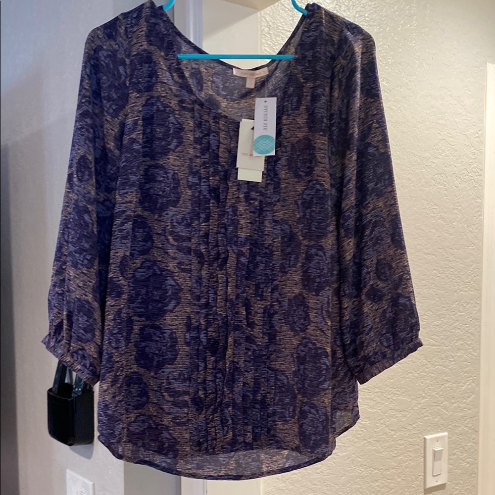 Skies Are Blue Relaxed Pleated 3/4 Sleeve Blouse